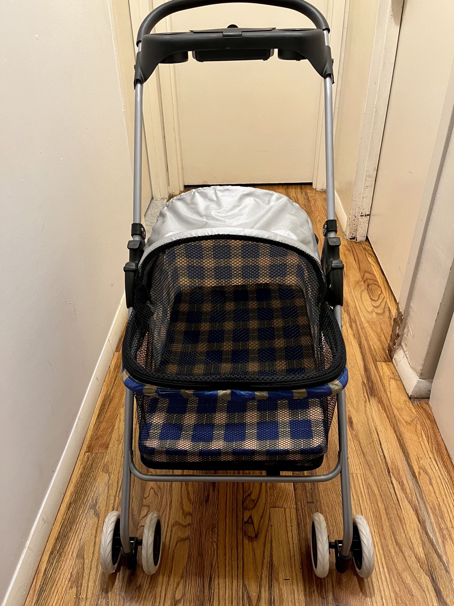 Indoors & Outdoors Pet Folding Stroller With 4 Rolling Wheels Posh / Yellow Plaid