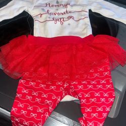 Carter’s newborn Christmas outfit