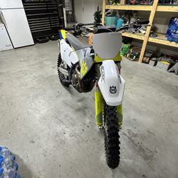 2024 Husqvarna FC 450