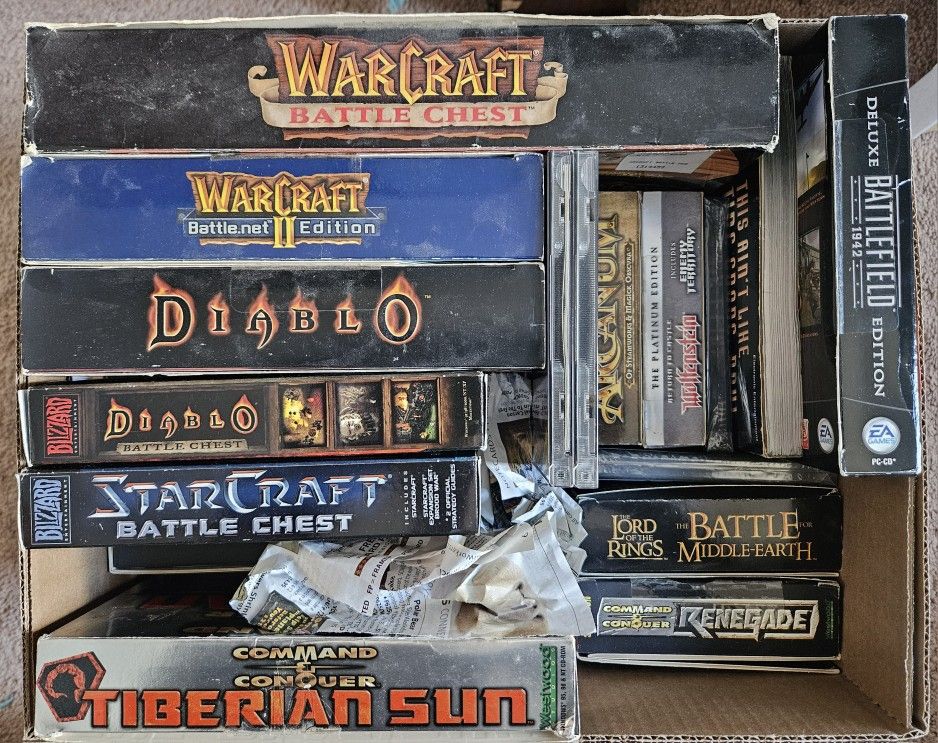 BIG BOX PC GAMES - COMMAND & CONQUER, DIABLO, WARCRAFT, STARCRAFT, VARIOUS GAMES