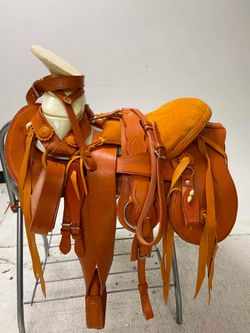 Nueva montura charra de cuero