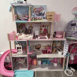 Wood Dollhouse