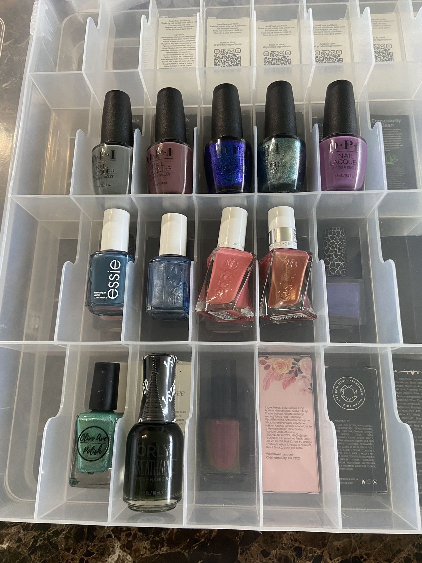 Nail Polishes 