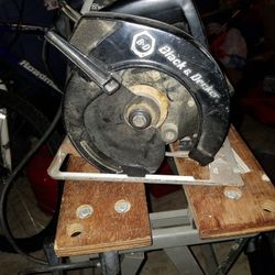 Black And Decker Circular Saw