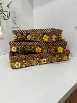 Vintage Mid Century Nesting Baskets Set of 3 3D Raffia Floral Casserole Holders