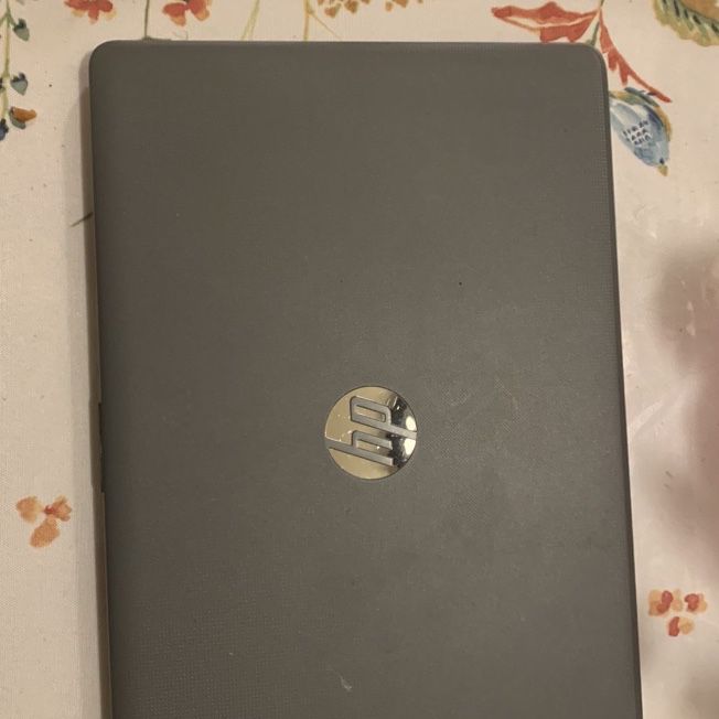 HP laptop - Price Is Negotiable (see description for specs)