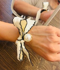 hair scrunchies