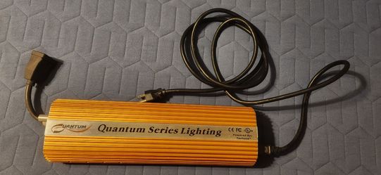 2 Quantum Series 1000W Dimmable HPS/MH Ballasts