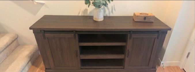 Espresso entertainment center
