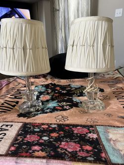 Pair of Schiller Bros. Hand-Engraved Glass Boudoir Lamps, Mid-20th Century