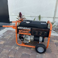 Like new heavy duty 5500-Watt Recoil Start Gas-Powered Portable Generator