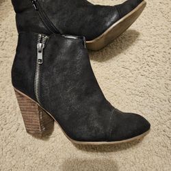 Black High Heels, Boot Heels, Black Shoes Size 6,7,7.5