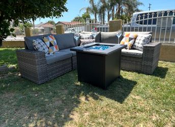 Patio furniture set outdoor new in the box