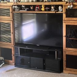 Free Wood Entertainment Center With Lights