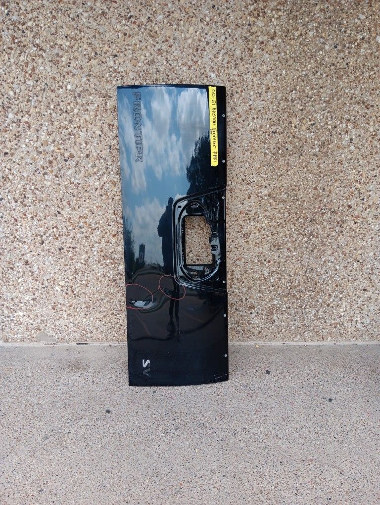 2005-21 Nissan Frontier Tail Gate