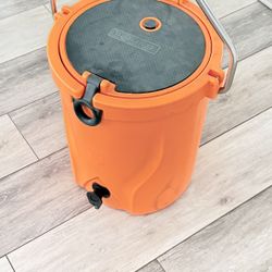 Brumate Carry Around Jug