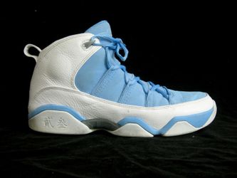 Retro Varsity Blue Jordan Nine Point Five Team Size 11 (no box)