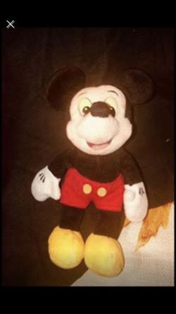 Mickey Mouse -Disney -8 inches, in good condition. Makes a great gift 🎁