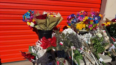 Flowers Today $3 Budget Storage Turlock