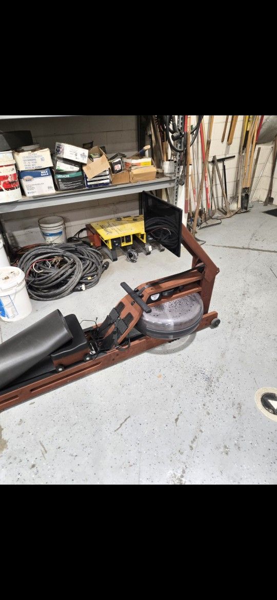 WORKOUT ROW MACHINE (ELECTRIC)