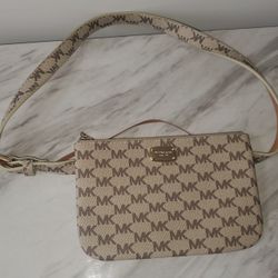 Michael Kors Signature Belt Bag