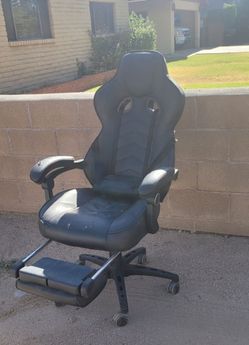 Gaming chair