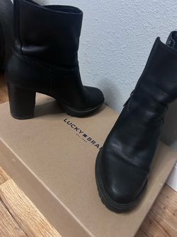 Lucky brand boots size 8
