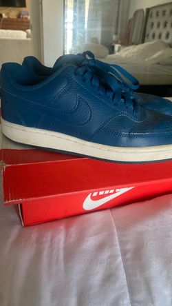 Nikes Cortez