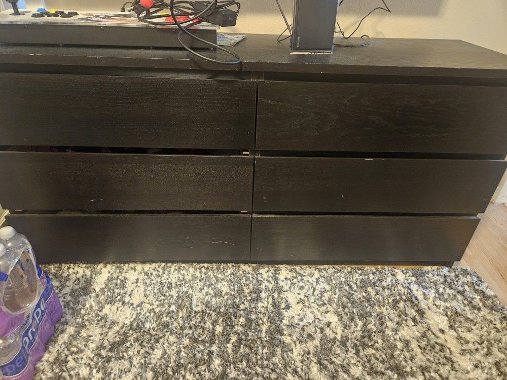6 Drawer Dresser