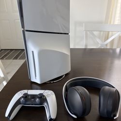 PlayStation 5 Slim (Disc Version) 1 Tb
