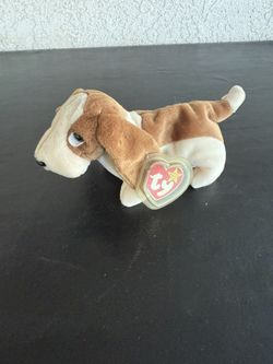 TY Beanie Baby Hound Dog Named Tracker 