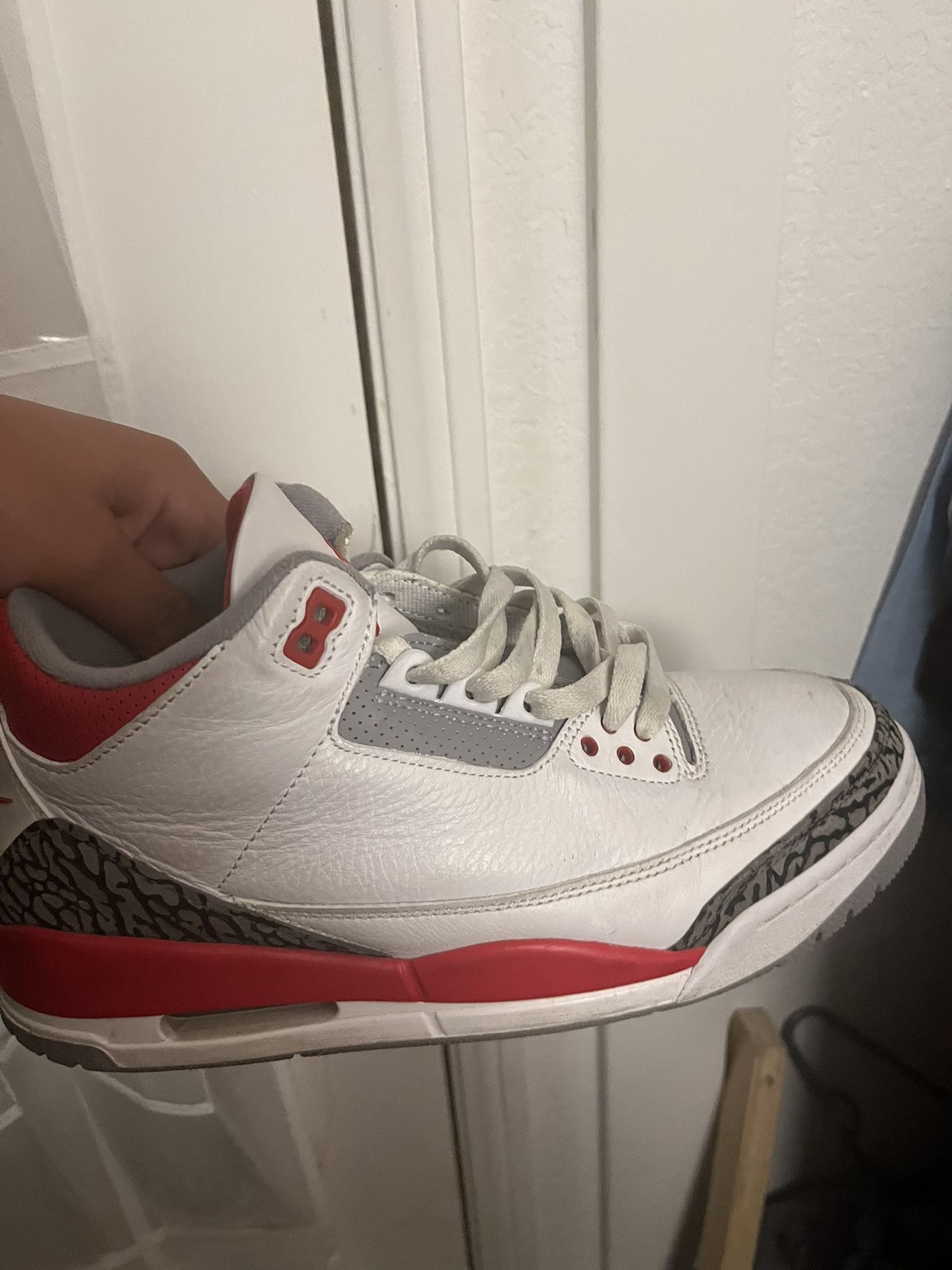 JORDAN 3 FIRE RED