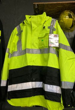 Breathable waterproof high visibility outwear jacket