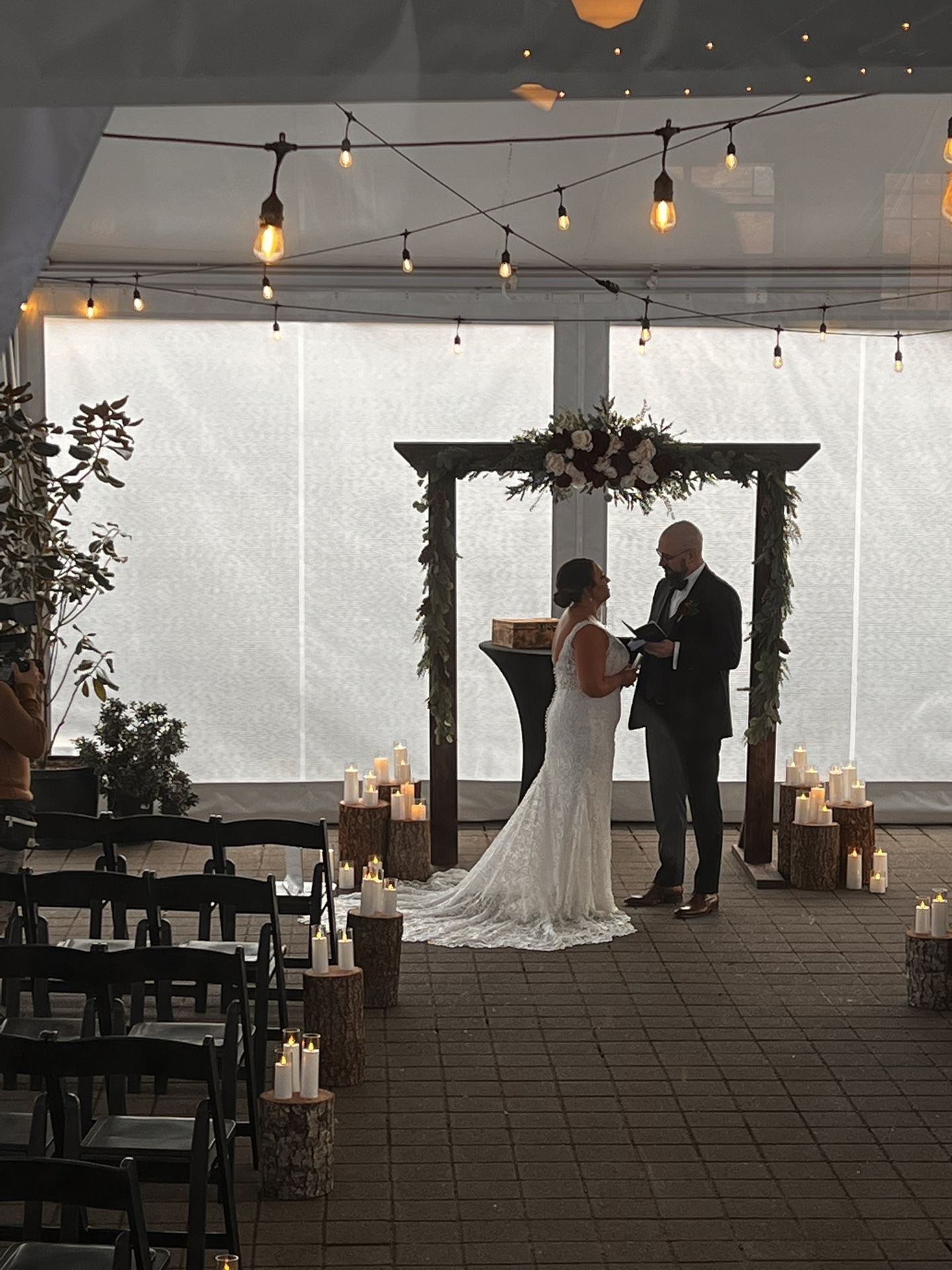 Peony And Garden Rose Fall/Winter Wedding Flowers