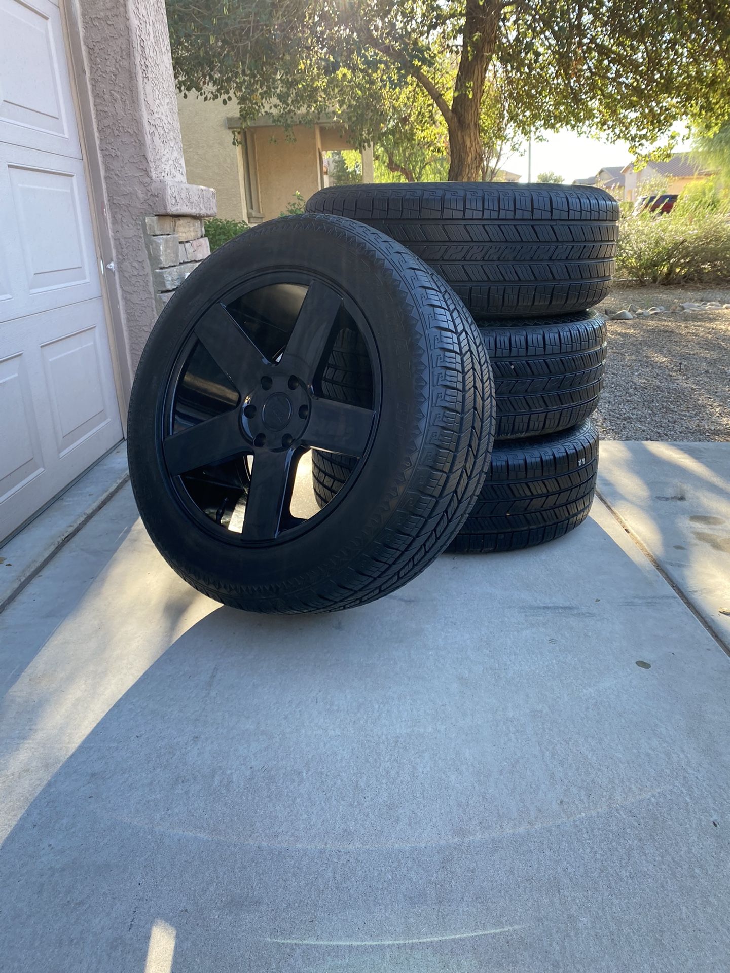 DUB 20 Inch Black Rims and Tires for Sale in Laveen Village, AZ - OfferUp