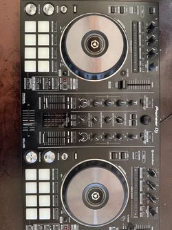 Pioneer DJ DDJ-RR DJ Controller