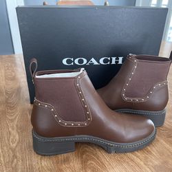 Coach New York Boots, Size 6.5 , Brown 