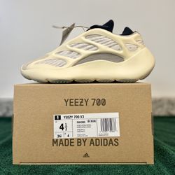 Adidas Yeezy Boost 700 V3 Azael Mens Size 4.5FW4980