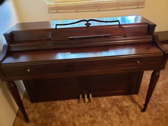 Wurlitzer Piano