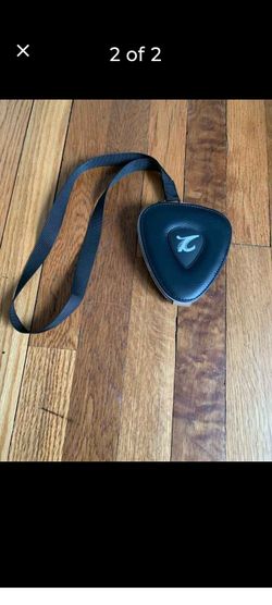Guitar pick case
