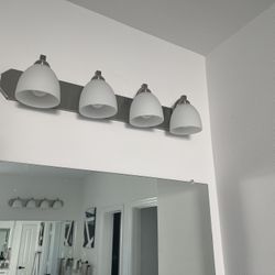 Vanity Bathroom Lights 