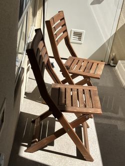 Set of 2 Solid Wood Folding Chairs – Rustic Outdoor Style