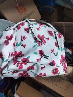 Guess Purse And Wallet