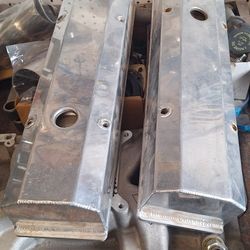 Aluminum  Tall Valve Covers Chevrolet  Small Block 350. New But Been In Storage  Years Need Repolished.  35th Ave And McDowell Phx 