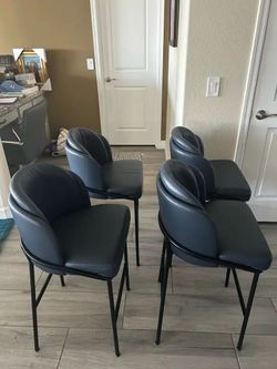 4 counter stools