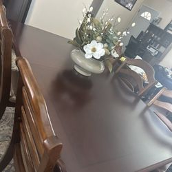 Dining Table Set 