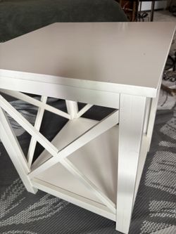 White side table / nightstand