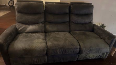 Powered Recliner