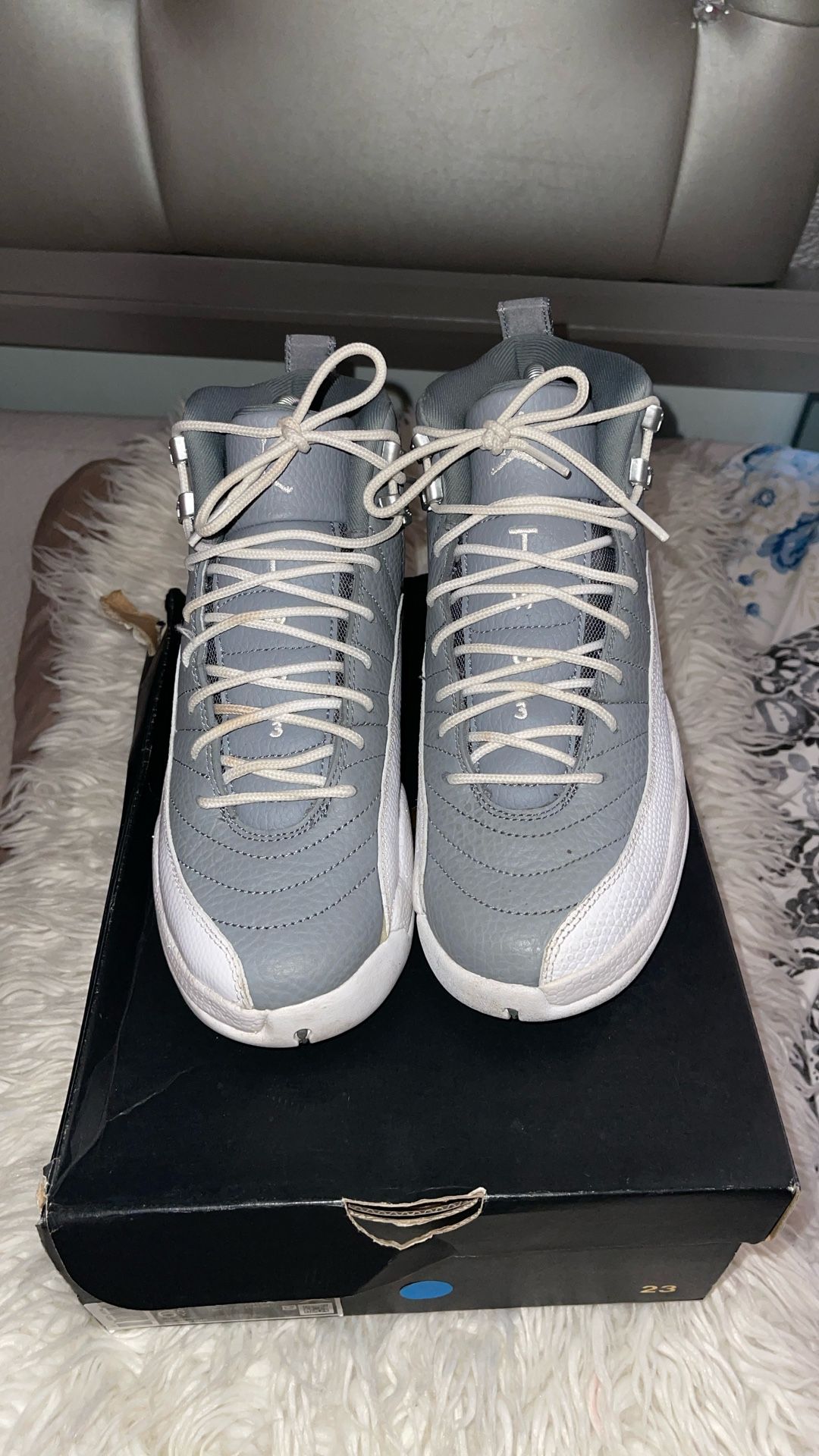 Jordan 12 Retro 6.5 Y or Women’s 7.5