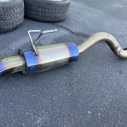 J’s racing exhaust . Ek hatch